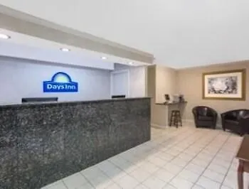 Days By Wyndham Goose Creek 2*