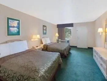 Days By Wyndham Goose Creek Motel