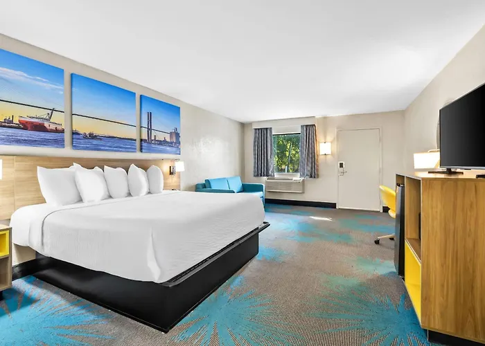 Days By Wyndham Goose Creek Motel 2*