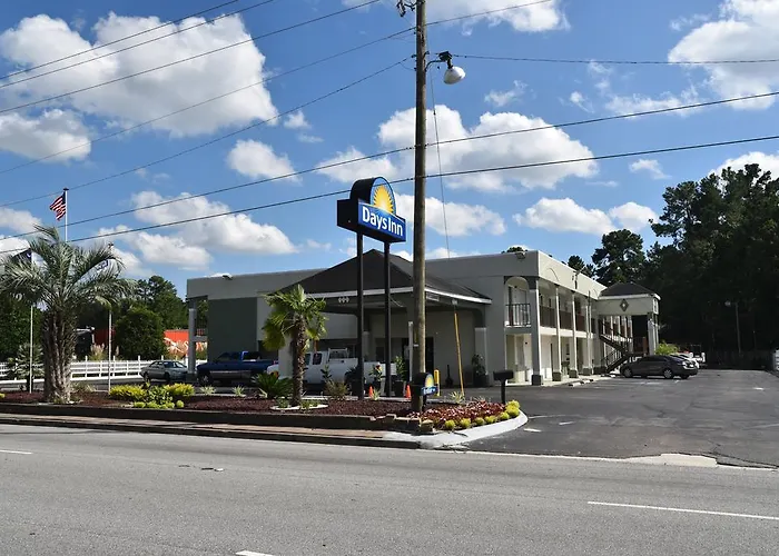 Days By Wyndham Goose Creek Motel
